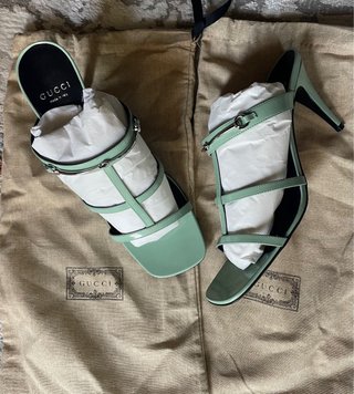 Sandalias Gucci