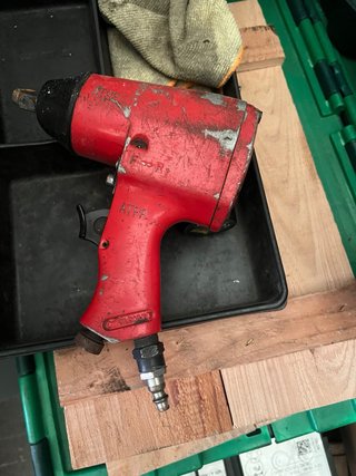 Pistola Neumática Roja