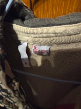 Sudadera Nixon Beige y Negra