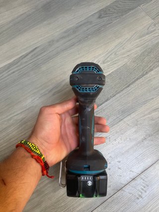 Taladro percutor Makita 18V 4.0Ah