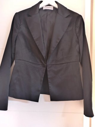 Chaqueta de raso negra Clockhouse