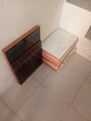 23x35 azulejos racholas blancas y azul marino