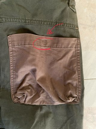 Bermudas hombre tipo cargo con 7 bolsillos