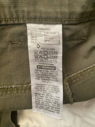 Bermudas hombre tipo cargo con 7 bolsillos