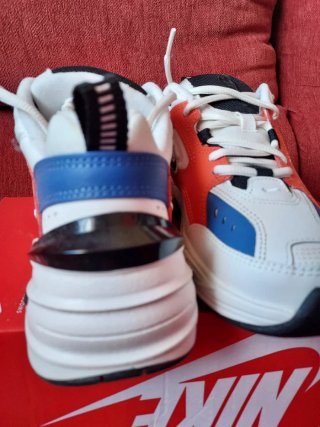 Zapatillas Nike M2K Tekno Naranja Blanco