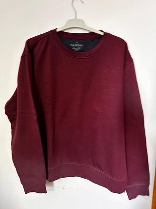 Sudadera C&A manga larga burdeos