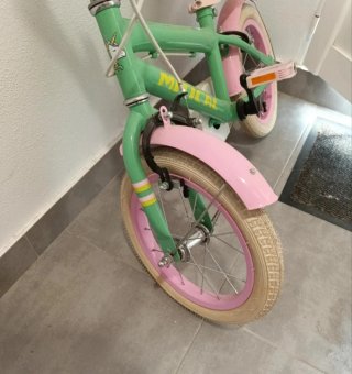 Bicicleta infantil casi nueva