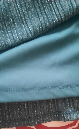 Vestido de tirantes plisado