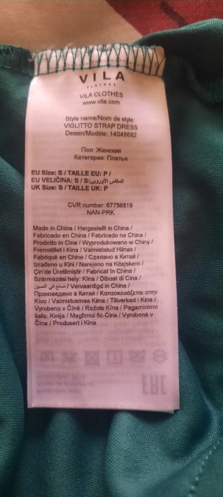 Vestido de tirantes plisado