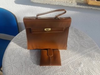 Bolso y Cartera Marrones a Juego