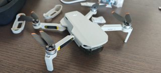 Dji Mini SE Drone con Accesorios