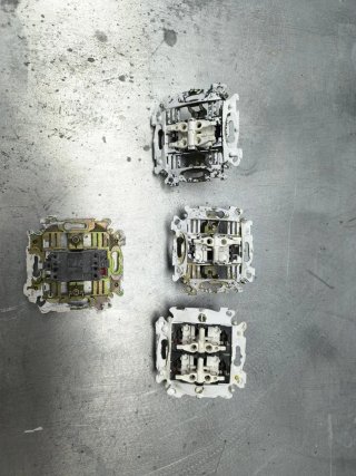 Mecanismos eléctricos: enchufes e interruptores