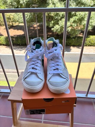 Nike Blazer Mid