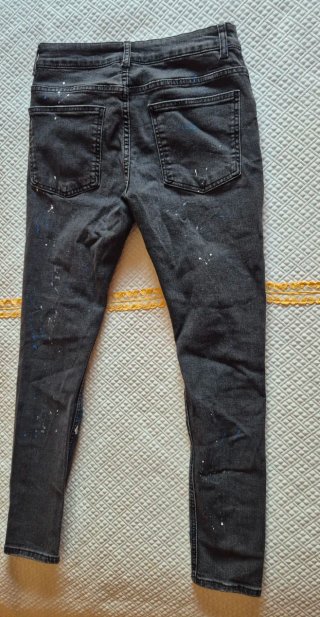 Pantalón pitillo Bershka Talla 36