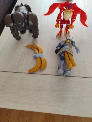 Figuras Digimon