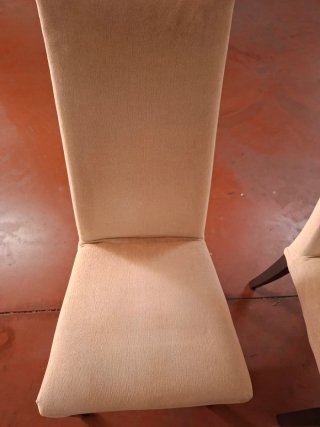 Sillas de comedor beige tela