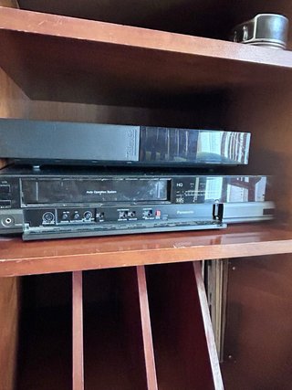 Cadena musical Aiwa con tocadiscos