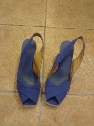 Zapatos de cuña verano azules