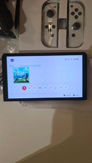 Nintendo Switch OLED Bianco e Nero