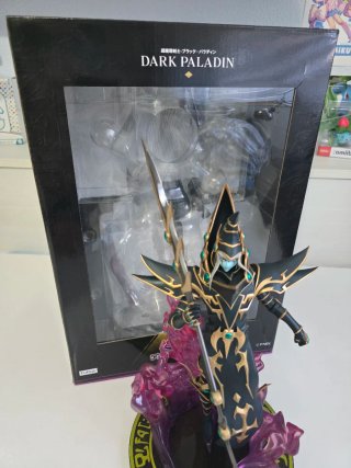Figura Dark Paladin YuGiOh! FuRyu F:NEX