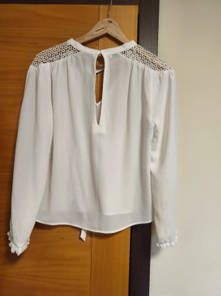Blusa Mango Blanca Talla XS/34/6 pero da una M