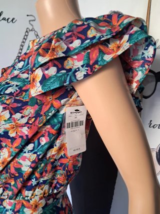 Mono floral azul para eventos