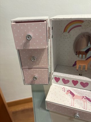 Joyero infantil con castillo y unicornio