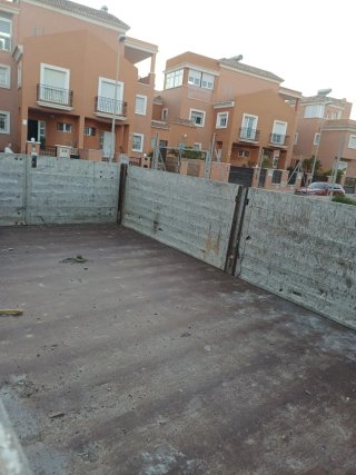 Se vende camión 3500 kilos basculante caja de 4x2