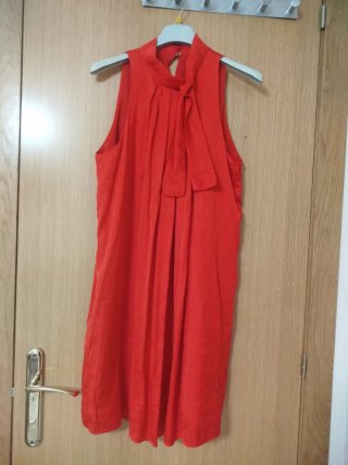 Vestido gris encaje LEONISA
