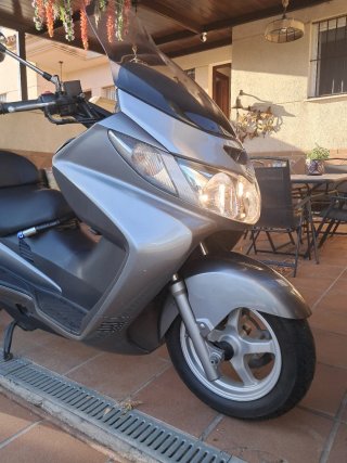 Suzuki Burgman 250cc Impecable