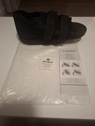 Zapato postquirúrgico Orliman negro ortopédico