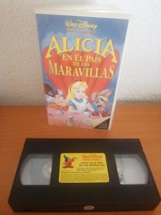 Alicia en el País de las Maravillas VHS