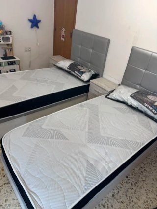 Canapé abatible con colchónes viscoelastica