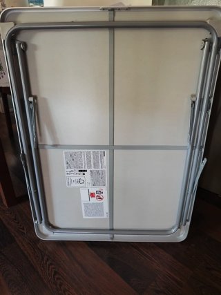 Mesita plegable camping metal y plástico