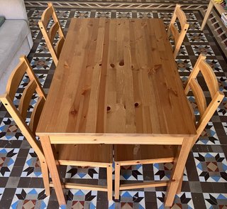Mesa comedor IKEA JOKKMOKK + 4 sillas
