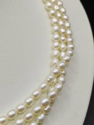 Collar triple perlas naturales alto brillo