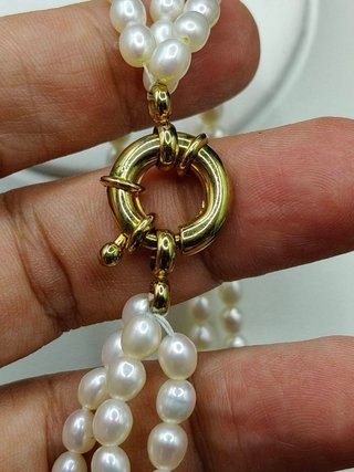Collar triple perlas naturales alto brillo