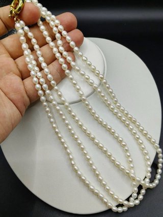 Collar triple perlas naturales alto brillo
