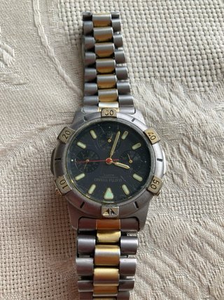Reloj Seattle Titano Caballero Oro/Plata