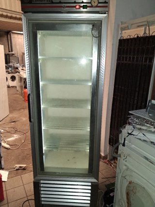 Congelador Vertical Puerta Cristal