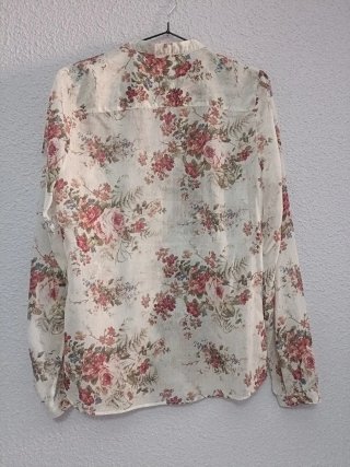 Camisa fina floral Massimo Dutti talla 40