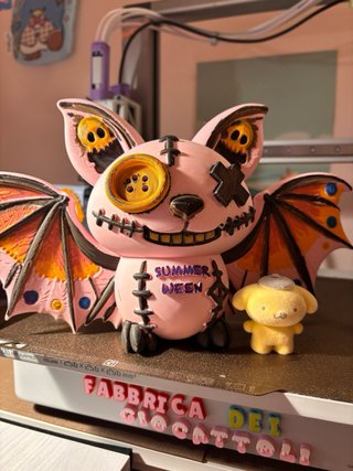 Statua pipistrello Summerween kawaii