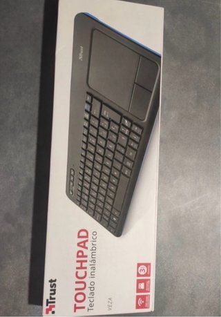 Teclado Inalámbrico Trust con Touchpad
