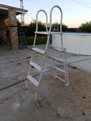 Escalera para piscina