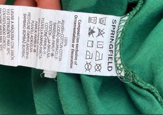 Camiseta Springfield verde con estampado árbol