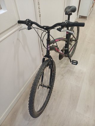 Bicicleta de Montaña KX Negra y Rosa