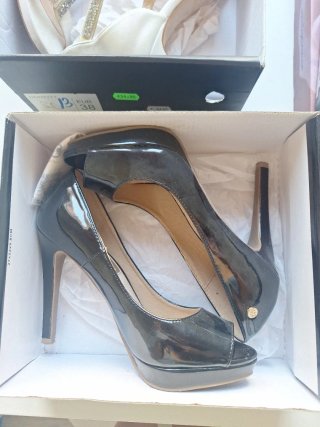 Zapatos de tacón negros talla 38