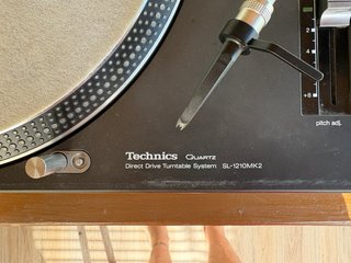Technics SL-1210MK2 con tapa + Ortofon