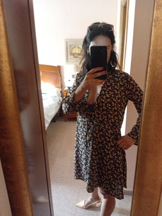 Vestido floral negro talla XS