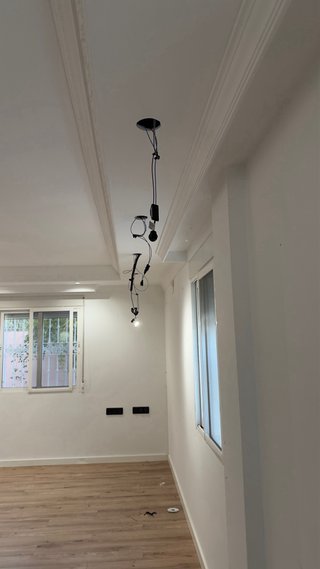 Electricista-Reparación & Mantenimiento